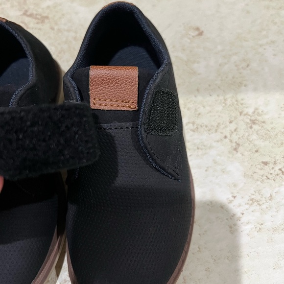 Max and Jake toddler boy black dress shoe size 9. - Picture 7 of 9